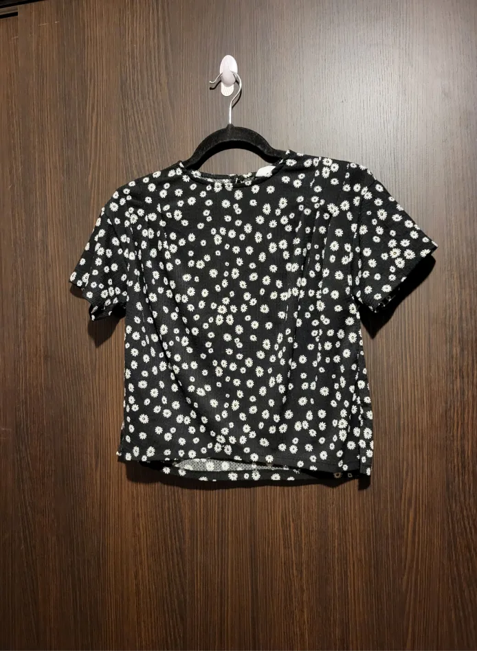 Zara Daisy Crop Top Size: 13-14 thumbnail