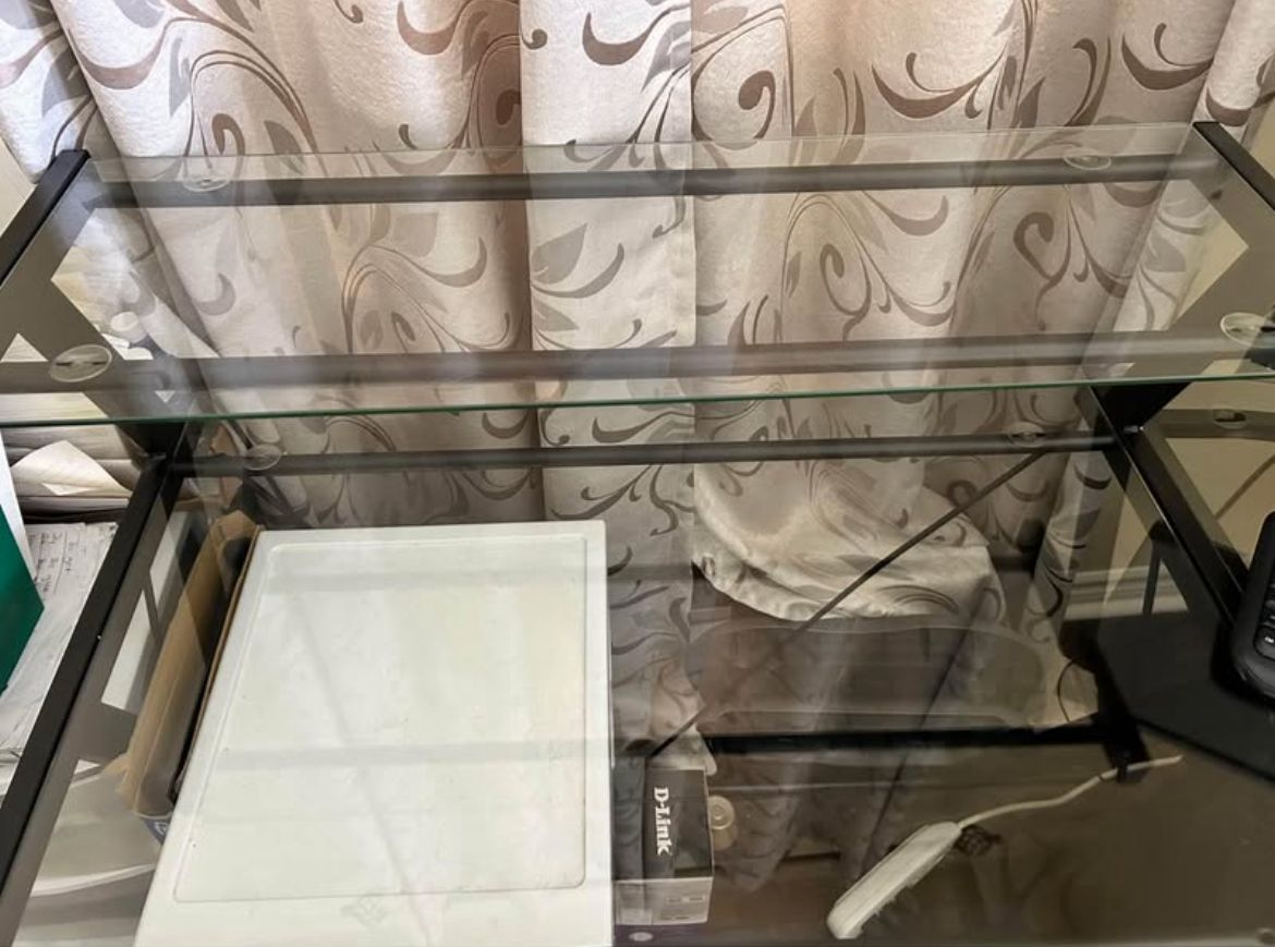 EVAN Corner Office Desk - Glass Top - photo 3