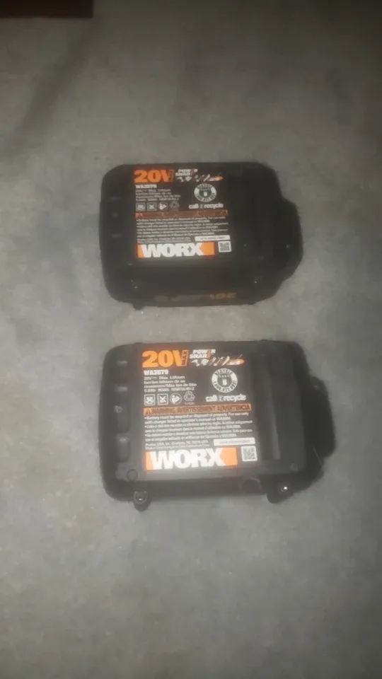 WorX Lawn Mower Battery thumbnail