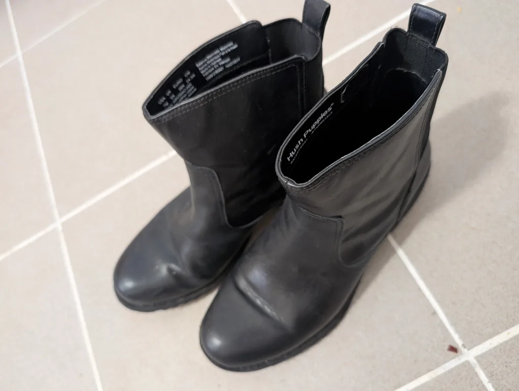 Hush Puppies Black Leather Boots Size 6 thumbnail