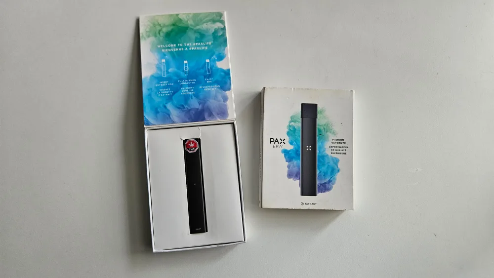 PAX Era Vaporizer - Like New thumbnail