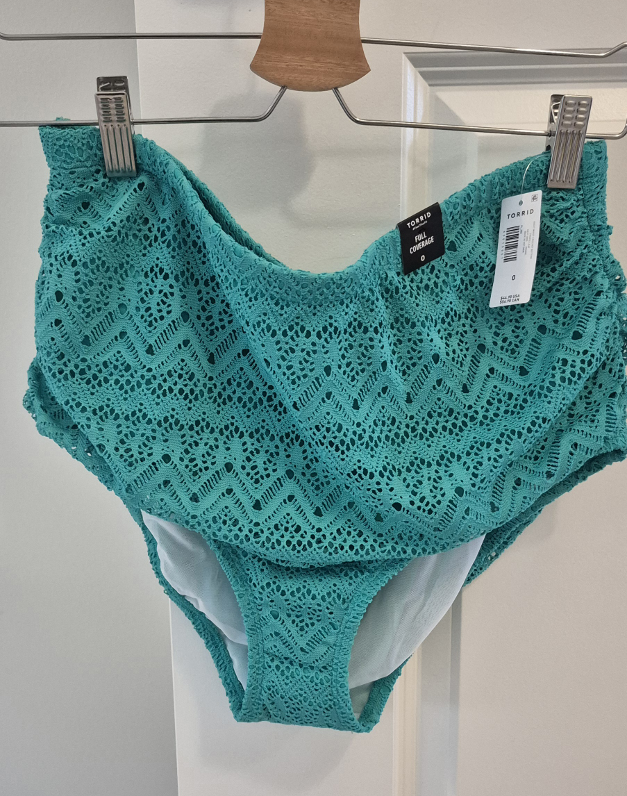 Torrid Brand, BNWT, Crochet Bikini Top and Bottoms, Size L/10-12 - photo 4