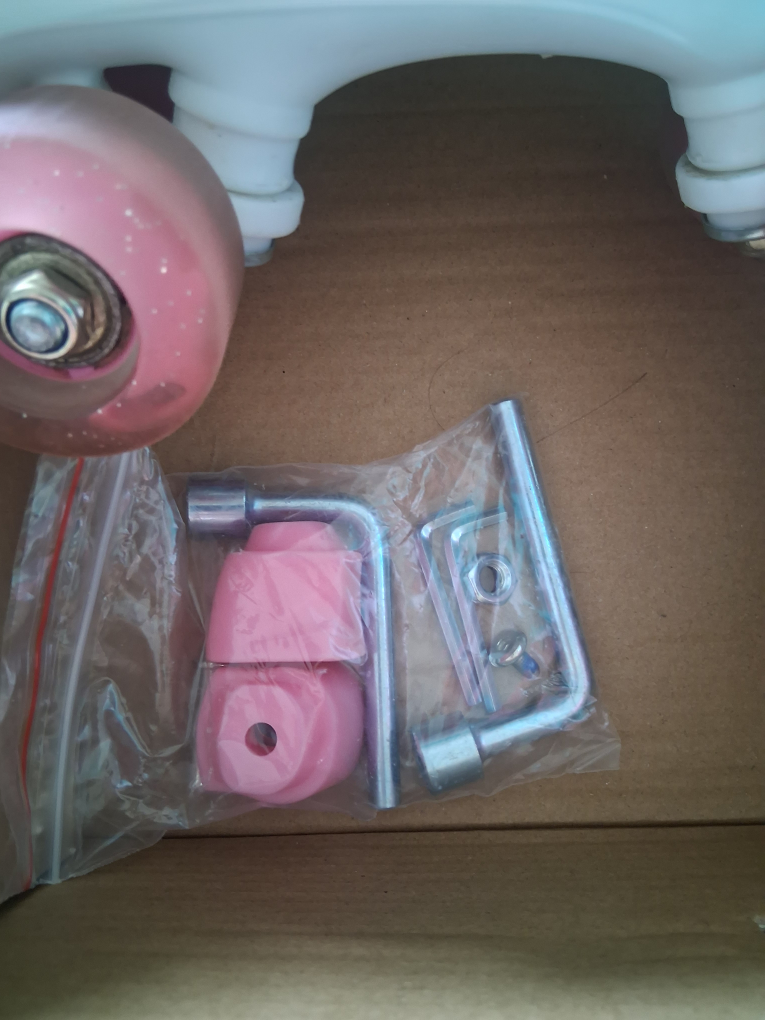 Pony Roller Skates - Kids Size - photo 2