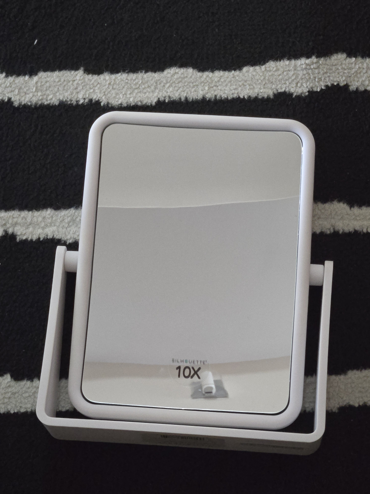 Silhouette 10X Magnifying Makeup Mirror - photo 2