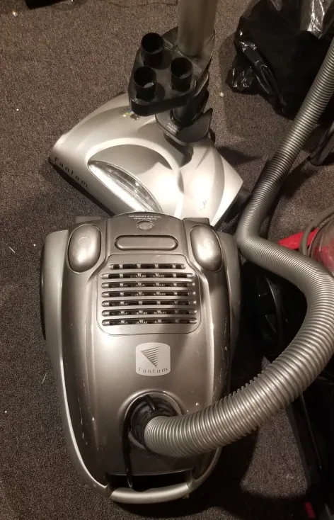 Fantom Vacuum Cleaner - Silver image indicator(3)