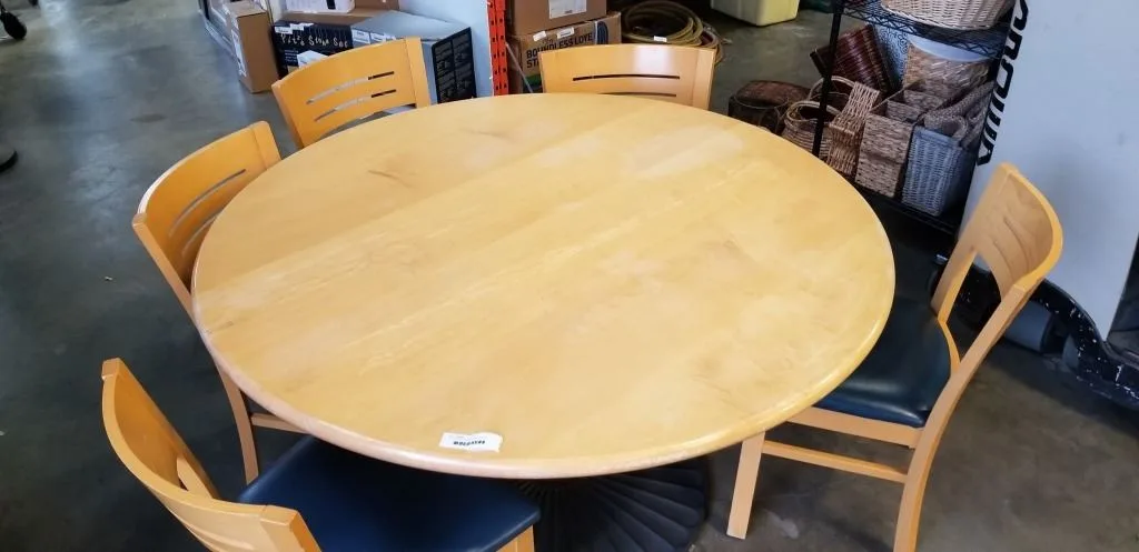 Set of 6 Wooden Chairs with Navy Blue Seats