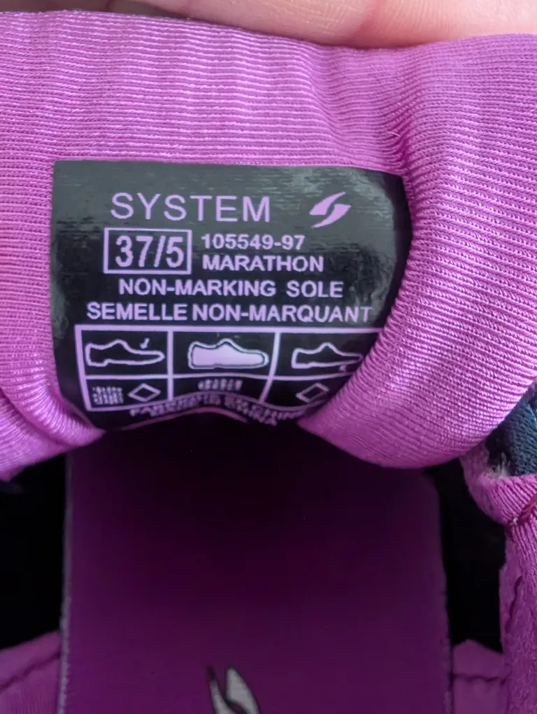 NEW Sketchers Running Shoes - Size 7 image indicator(4)