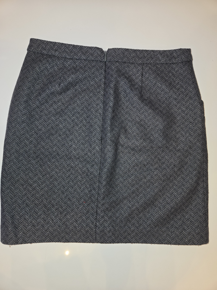 Banana Republic Gray Skirt - photo 2