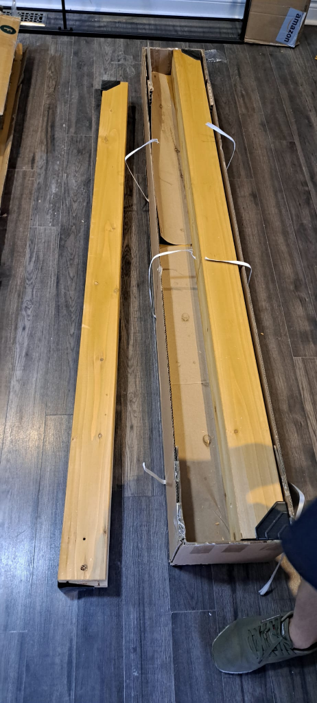 Wood post
