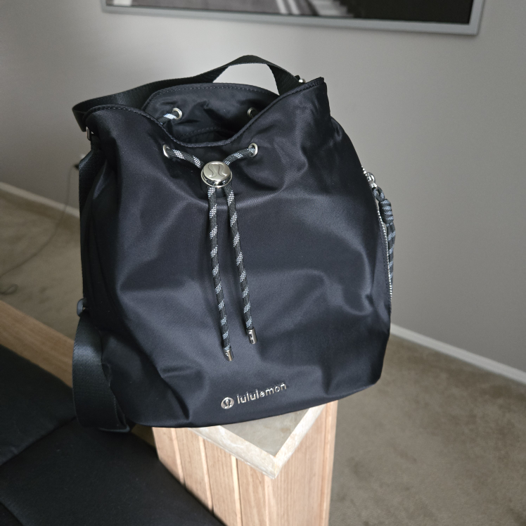 Lululemon Bucket Bag