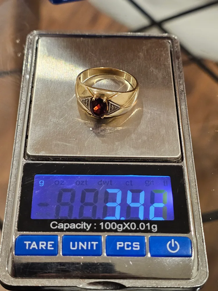 10K Gold Ring with Garnet gem thumbnail