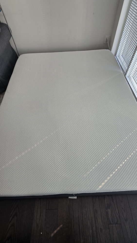 Emma Queen mattress - Like new