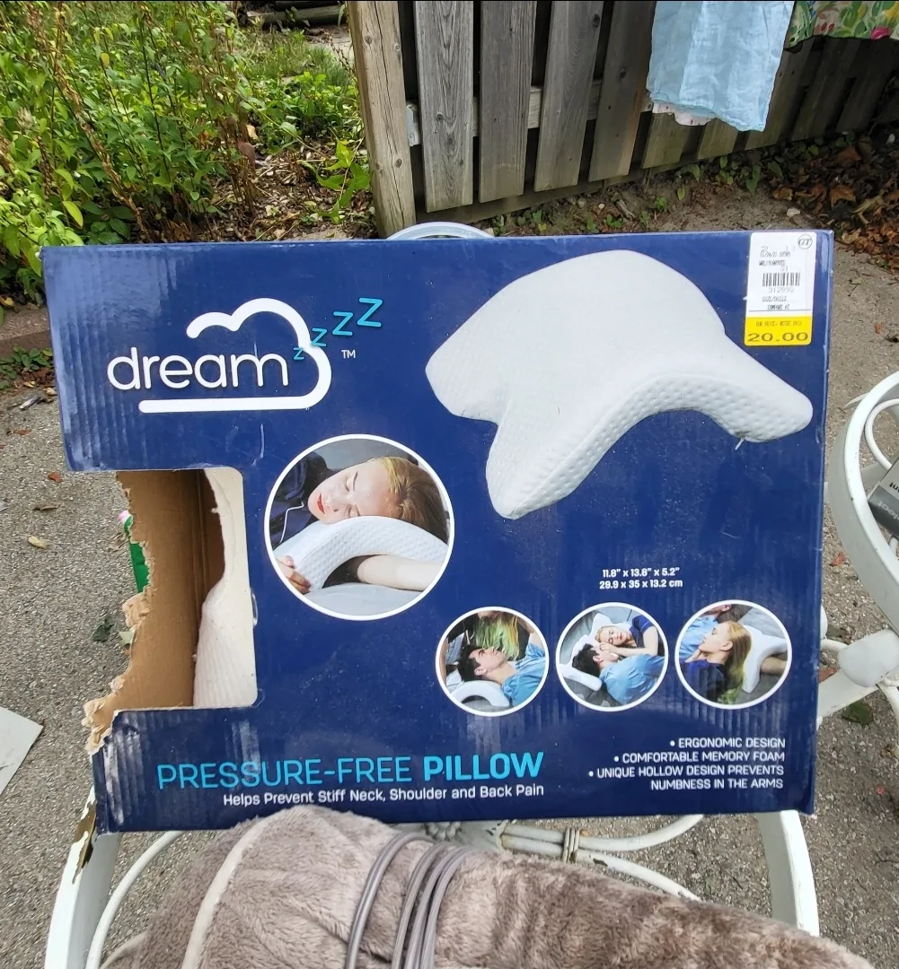 New Dream Pressure-Free Pillow thumbnail