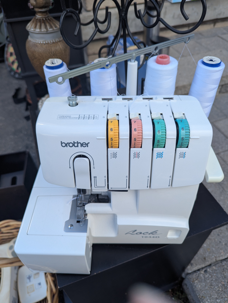 Brother 1034D Serger Sewing Machine - photo 2