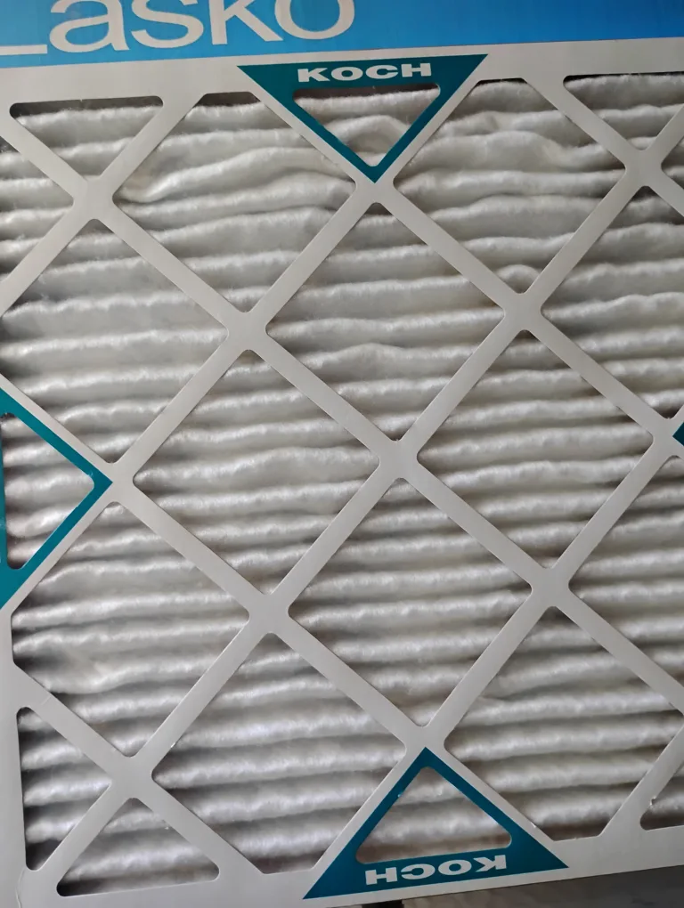 Lasko Air Circulating Box Fan - White image indicator(3)