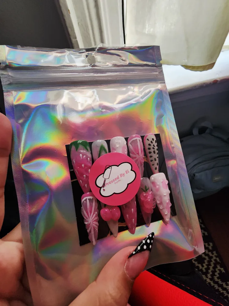 🍒🍓❤🩷Handmade Press On Nails🩷❤🍓🍒 thumbnail