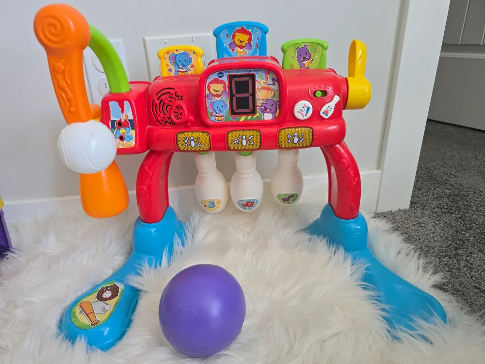 VTech Bowling Friends Bowling Set thumbnail