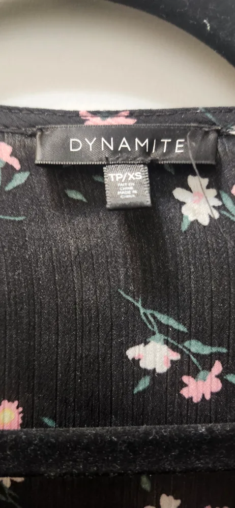 Dynamite Floral Blouse - Size XS image indicator(2)