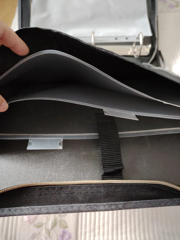 Hilroy Zippered Binder - Grey image indicator(4)