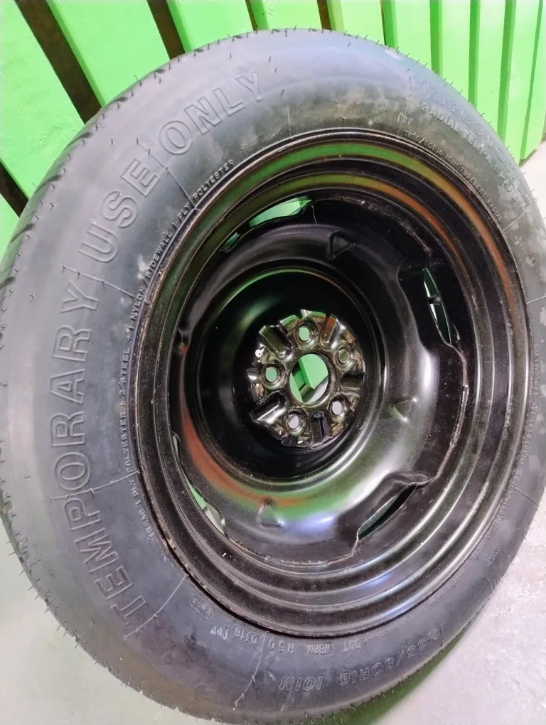 temporary Toyota Corolla tire image indicator(10)