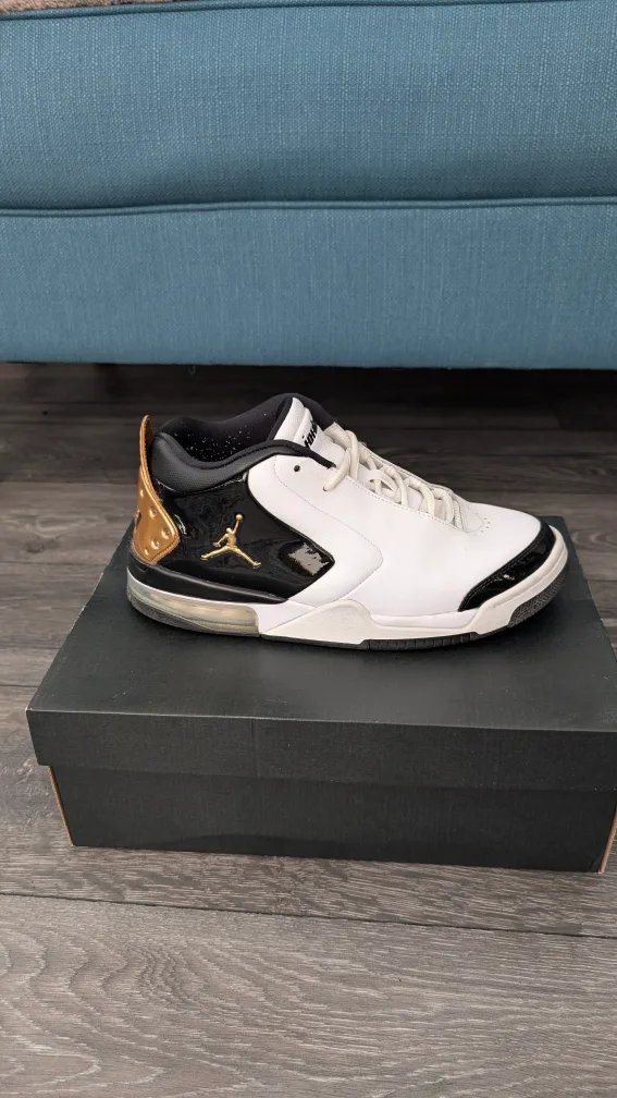 Jordan Big Fund PRM Size 9 Shoes image indicator(4)