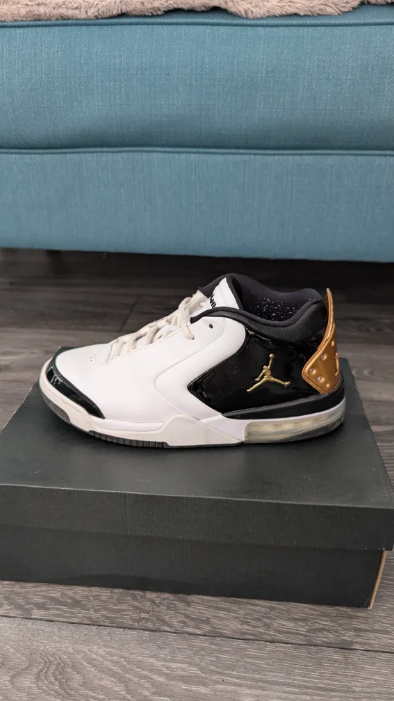 Jordan Big Fund PRM Size 9 Shoes image indicator(5)