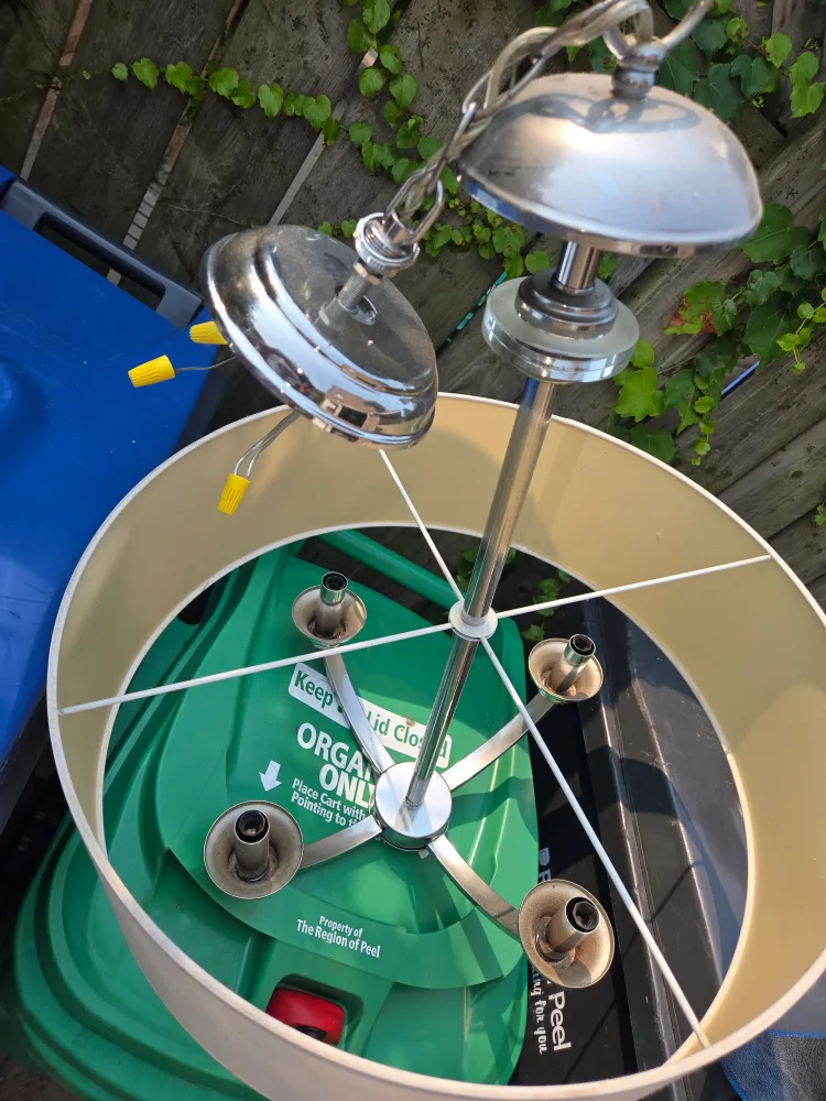 Chandelier - Interior Lighting image indicator(2)