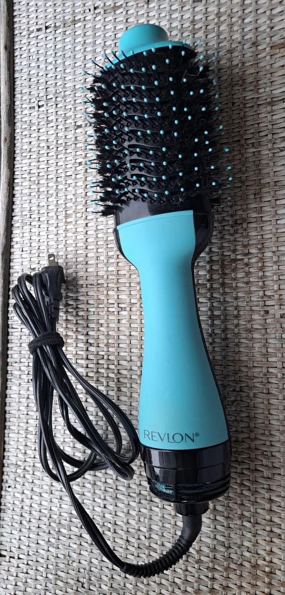 Revlon Salon One-Step Hair Dryer & Volumizer image indicator(7)