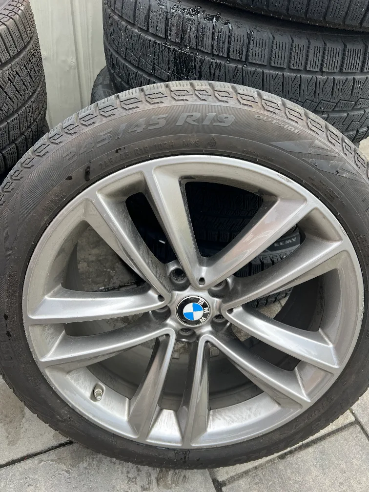 BMW 245/45 R19 Winter Tire Set image indicator(2)