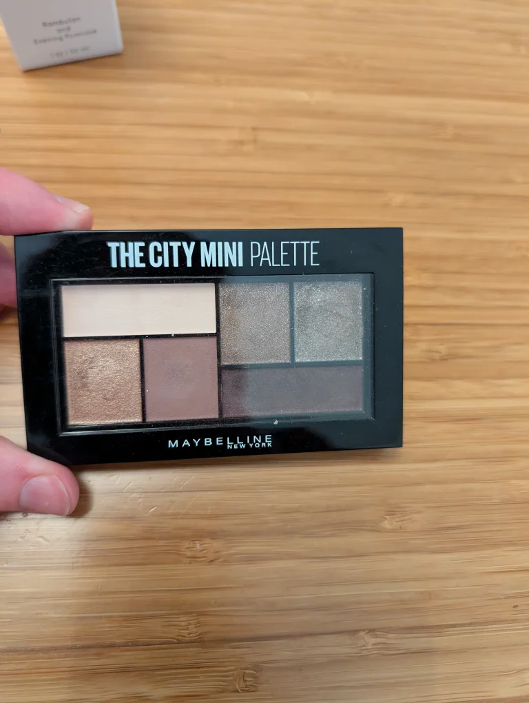 Maybelline The City Mini Palette - Chill Brunch Neutrals thumbnail
