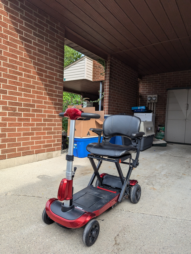 Solax Transformer Folding Mobility Scooter - photo 2