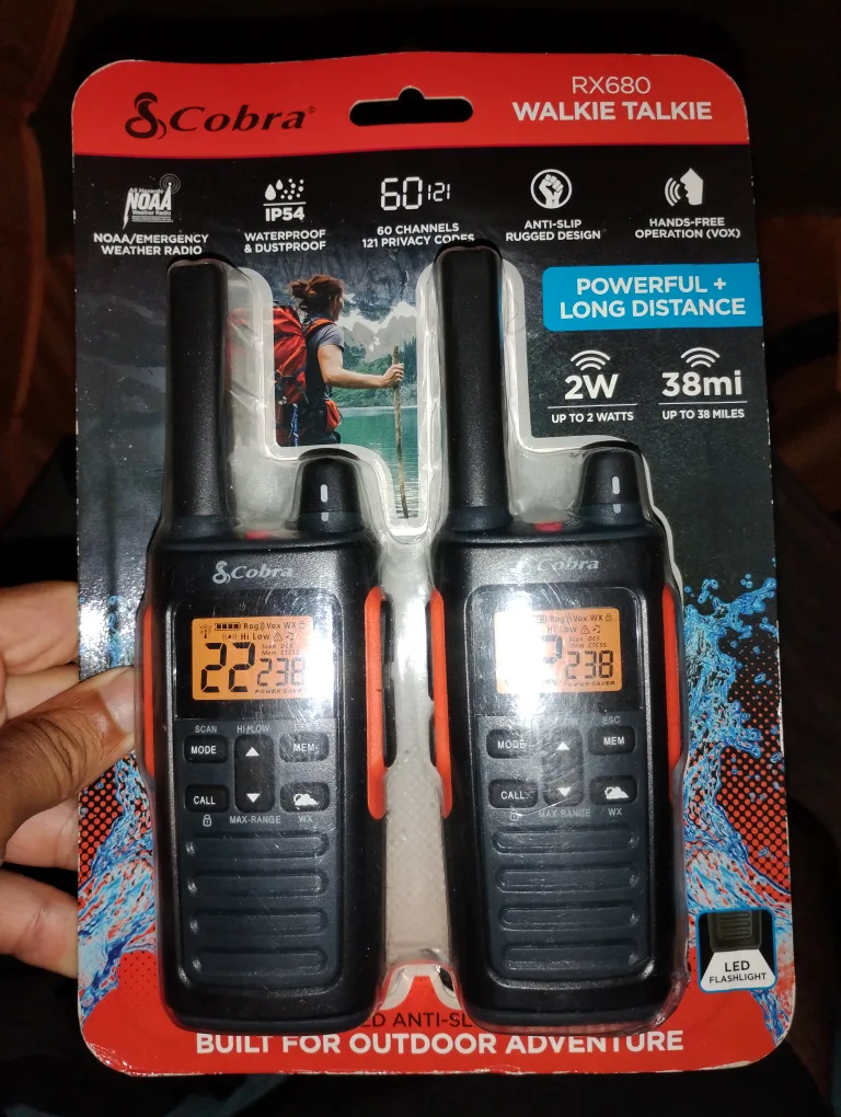 New Cobra RX680 Walkie Talkies - Long Distance thumbnail