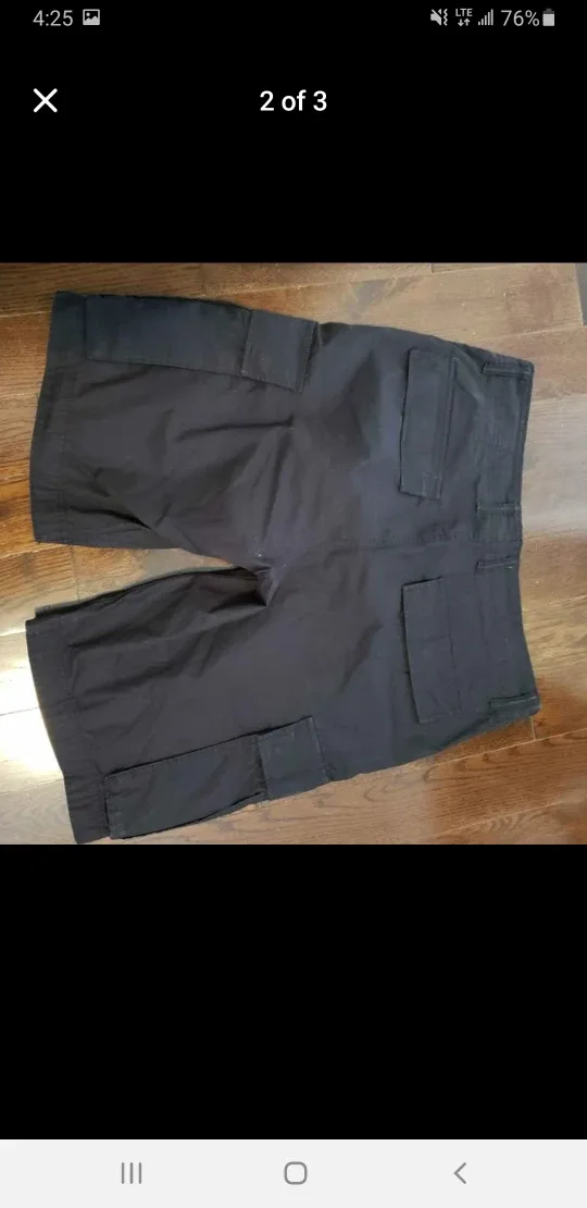 H&M Black Cargo Shorts - Size 32 thumbnail
