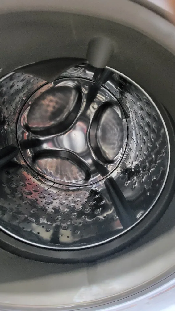 Whirlpool Washing Machine - White image indicator(2)