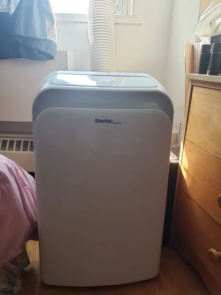 Danby Designer Portable Air Conditioner thumbnail
