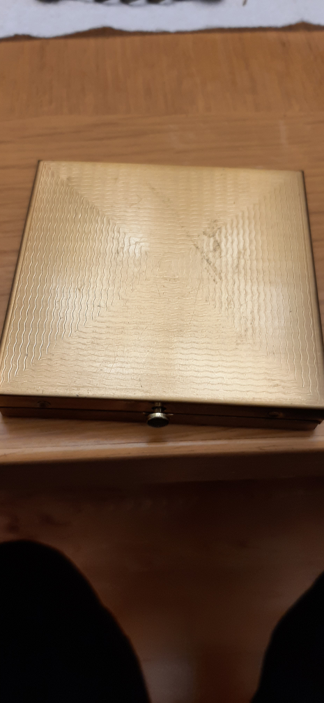 Vintage Dorset 5th Ave.. Gold Tone Floral Compact - photo 5