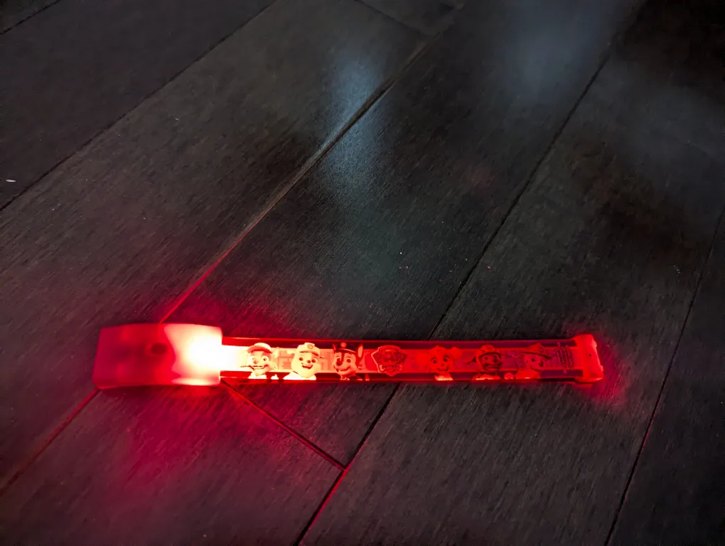 Paw Patrol Light-Up Wristband image indicator(2)