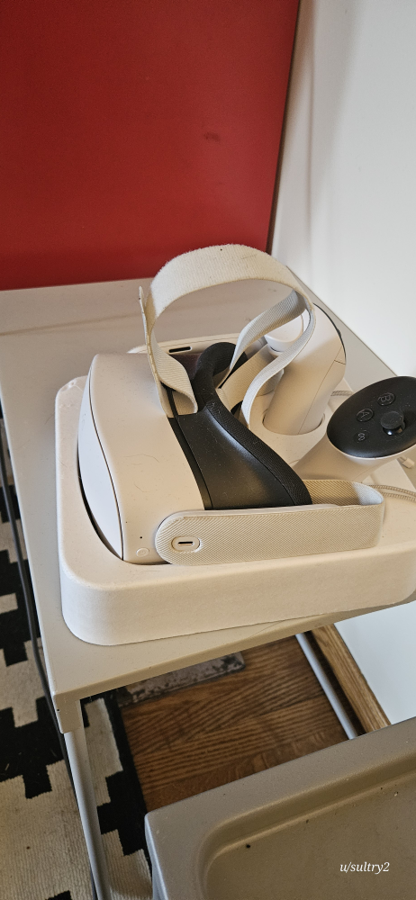 Meta Quest 3s VR Headset - photo 2
