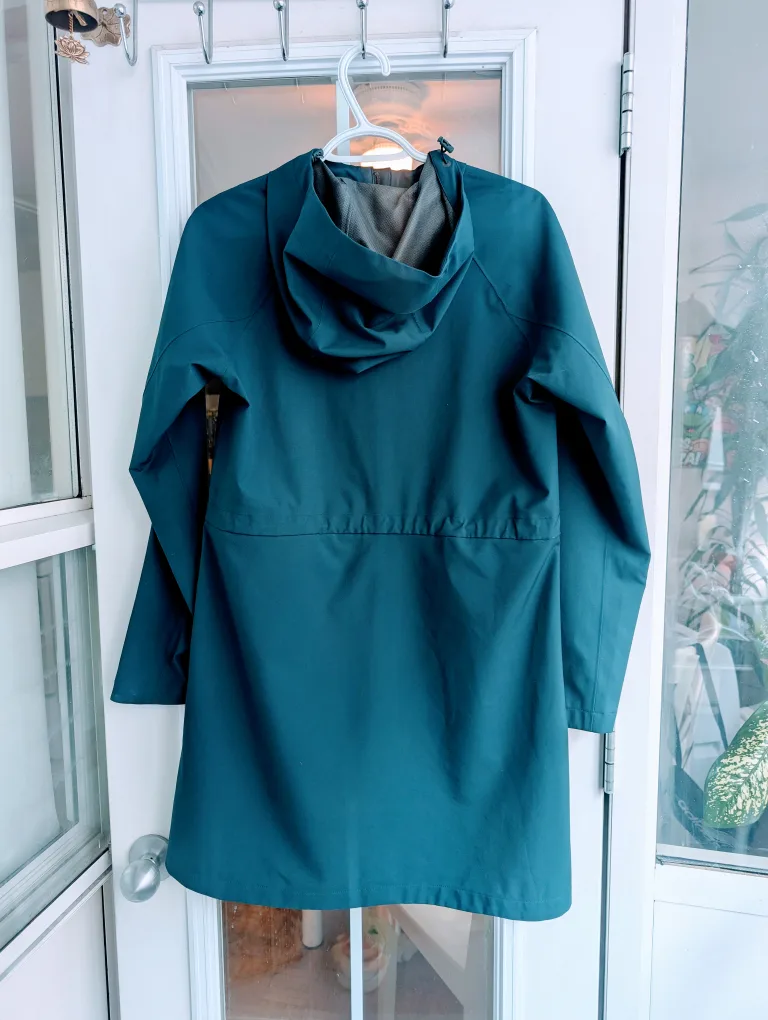 Uniqlo Block Tech Coat - Size S(Dark green) image indicator(2)