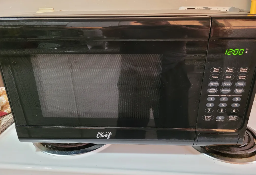 Microwave Oven 900W thumbnail