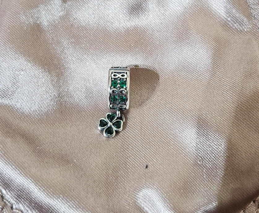 Lucky Clover  clip Charm thumbnail