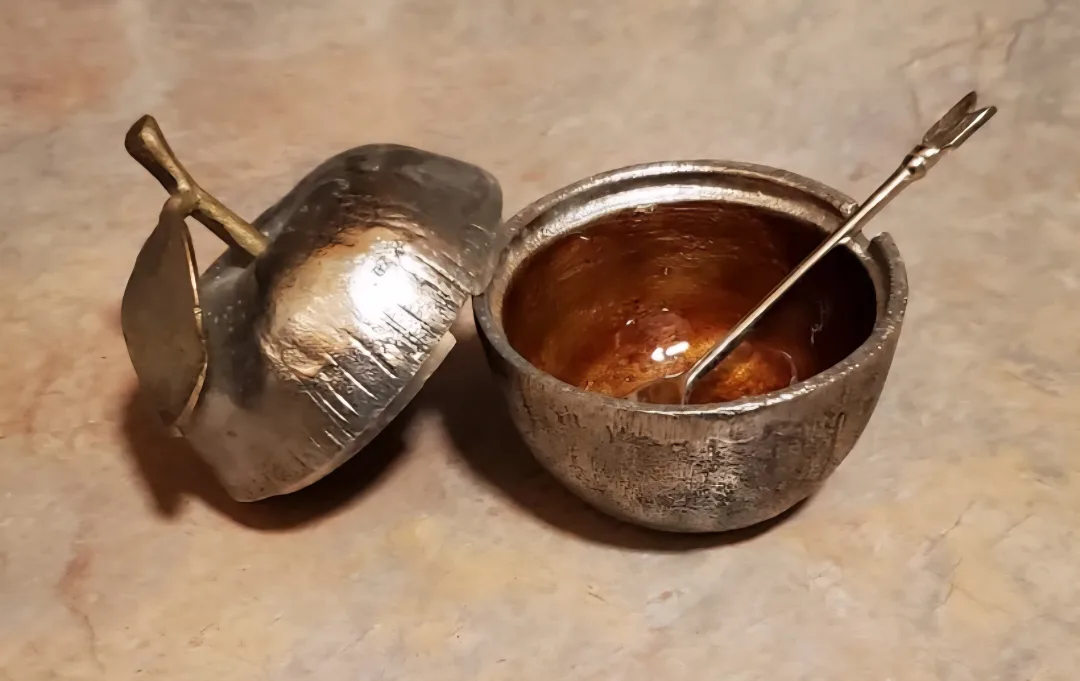 New Stainless Steel Jar With Spoon image indicator(3)