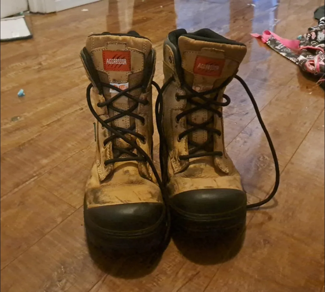 Dakota Aggressor Steel Toe Work Boots - Size 6.5 pickup only thumbnail