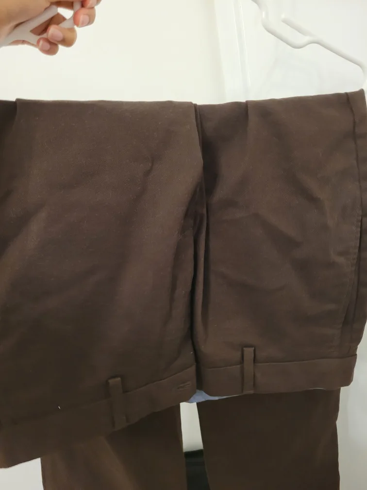 Old Navy Ultimate Slim Built-In Flex Pants 34x32 image indicator(2)