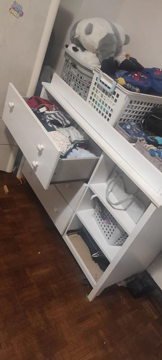 White Dresser with Changing Table Top image indicator(5)