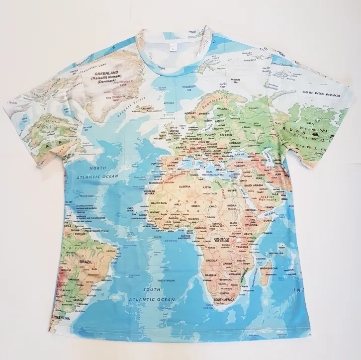 World Map Print T-Shirt - Size L thumbnail