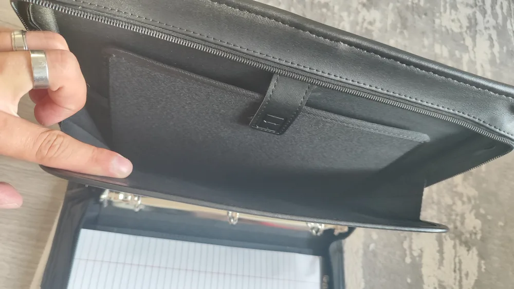 Samsill Black Zippered 3-Ring Binder image indicator(3)