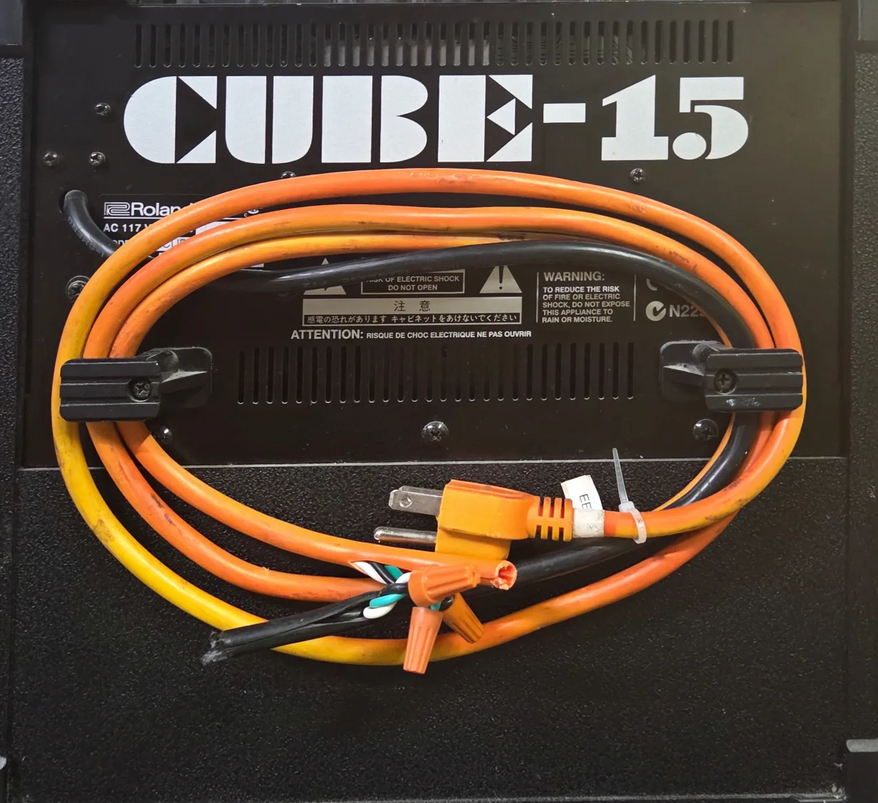 Roland Cube-15 Guitar Amplifier image indicator(5)