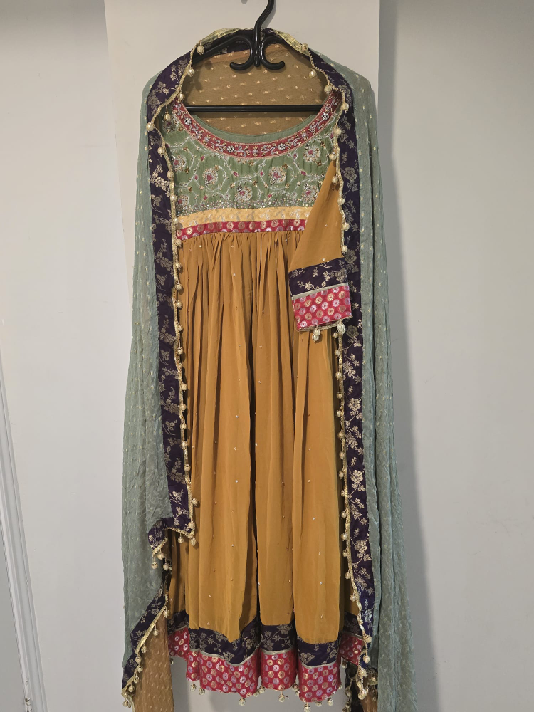Assorted Women's party Dresses - photo 3