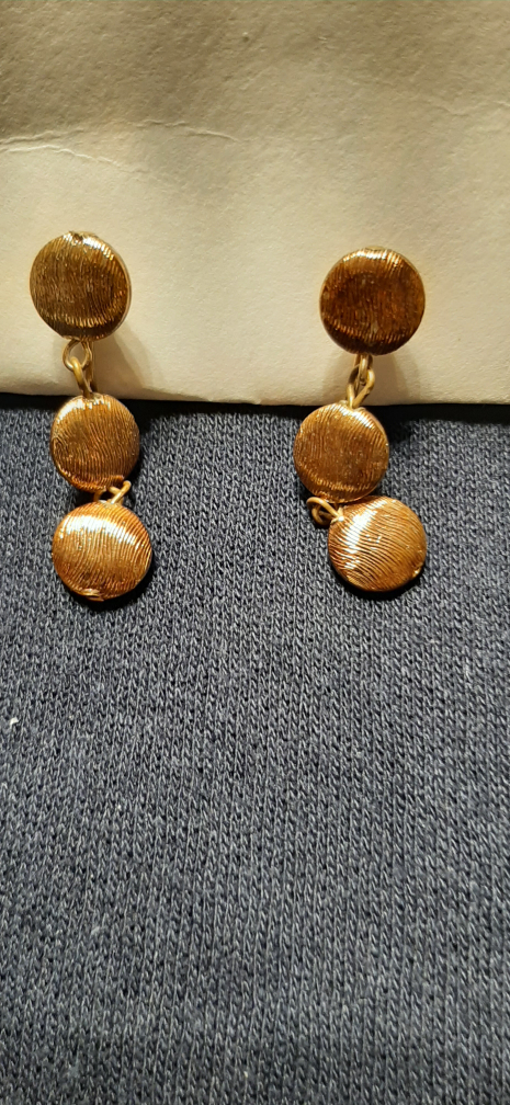 Vintage Copper Tone Dangle  Clip Earrings